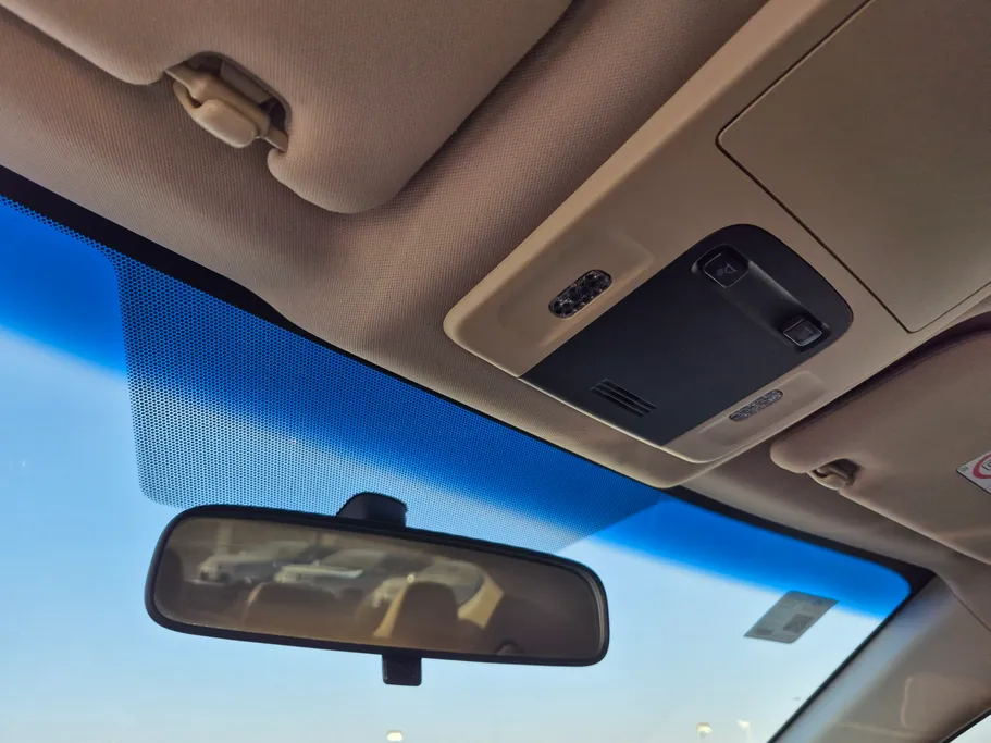 تويوتا كامري LE 2023 