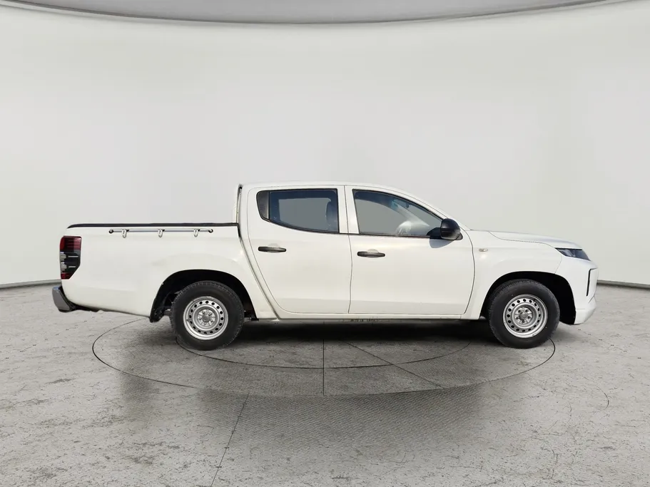 2020 Mitsubishi L200 DC 4x2 