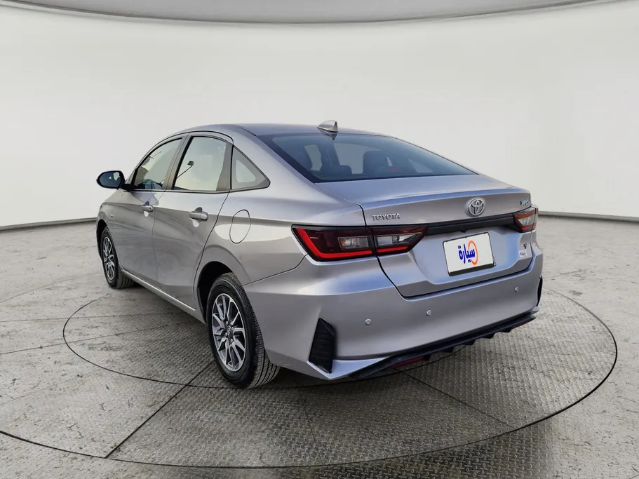 2023 Toyota Yaris  Y 