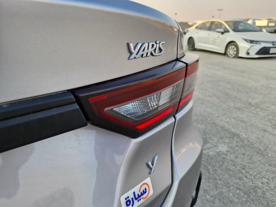 2023 Toyota Yaris  Y 