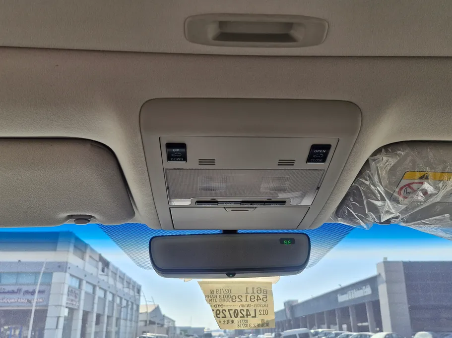 2020 Toyota Land Cruiser Grand Touring 