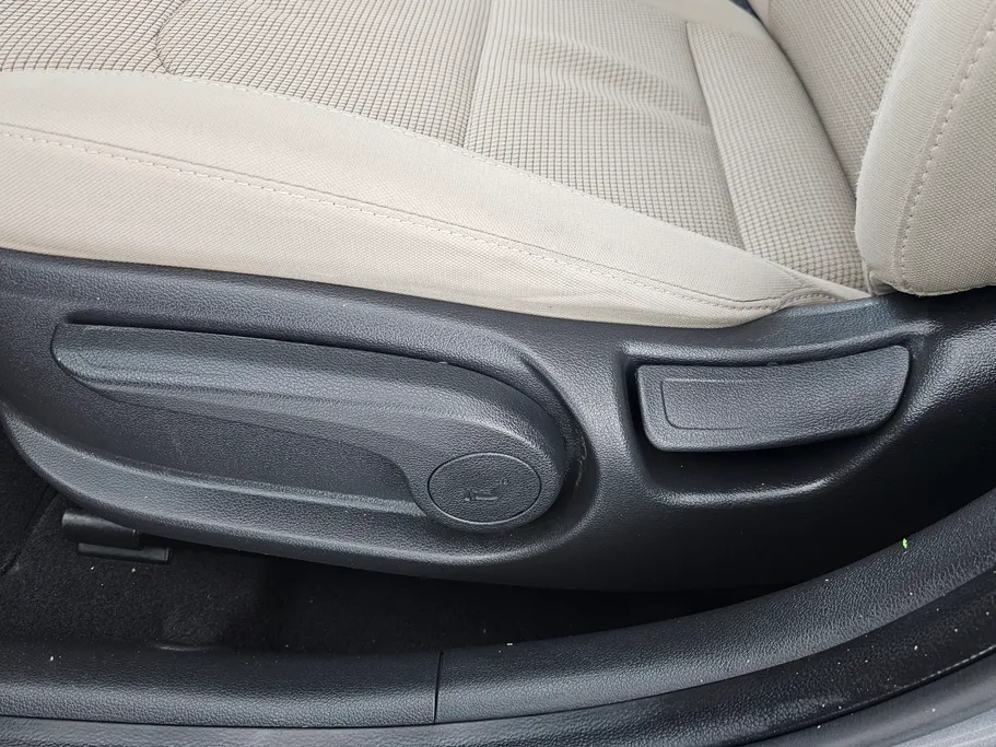 2019 Hyundai Elantra GL 