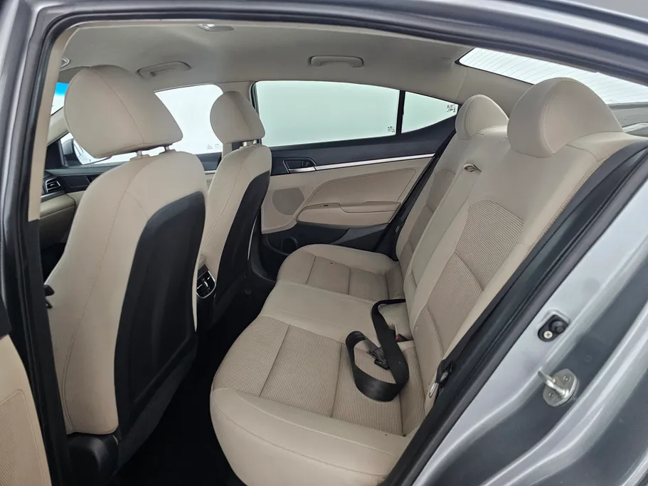 2019 Hyundai Elantra GL 