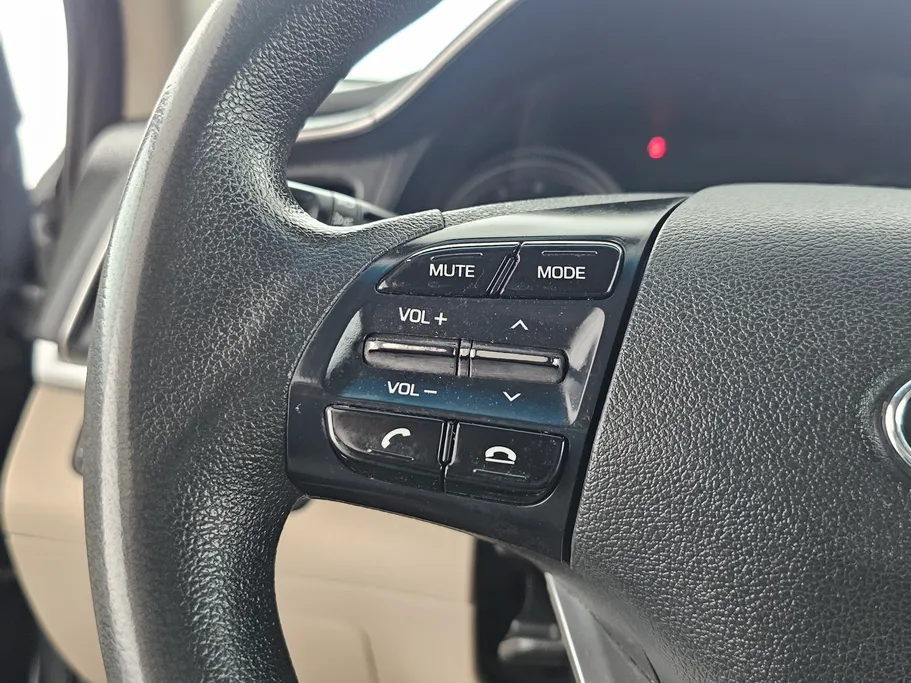 2019 Hyundai Elantra GL 