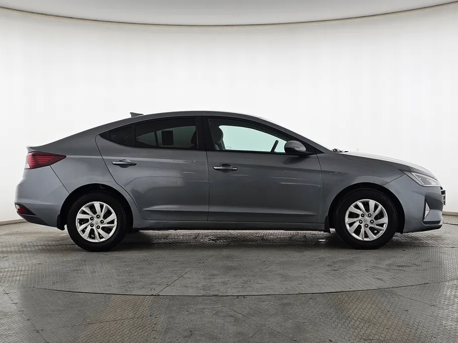 2019 Hyundai Elantra GL 