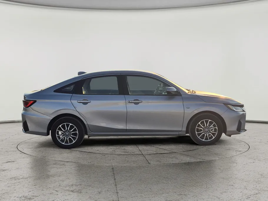 تويوتا يارس Y 2023 