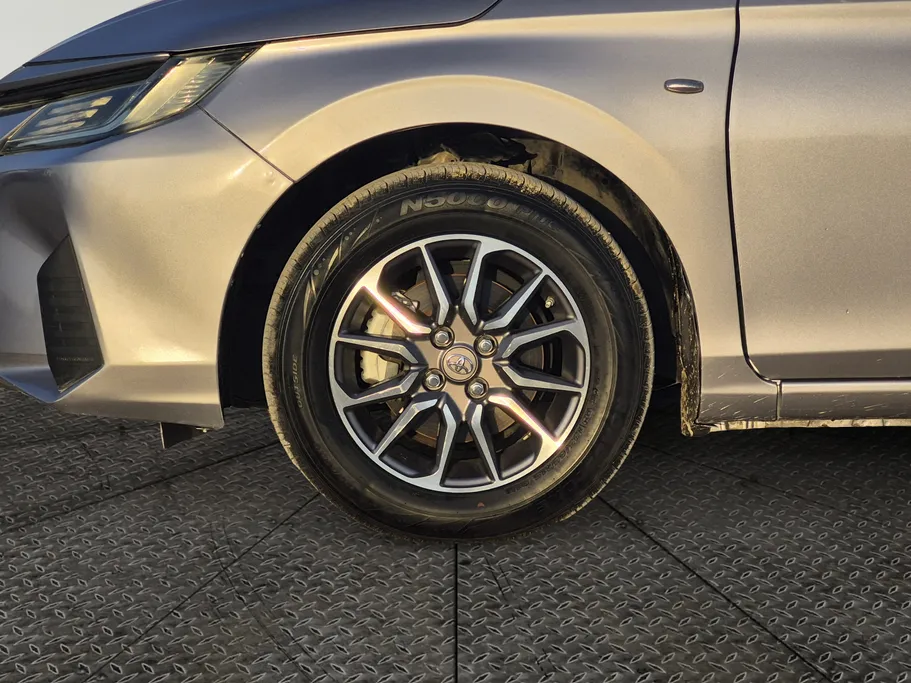 تويوتا يارس Y 2023 