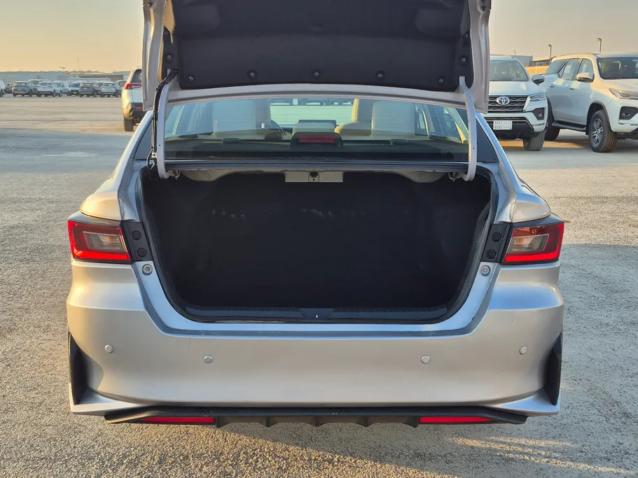 تويوتا يارس Y 2023 