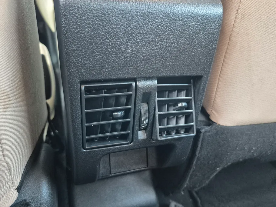 تويوتا يارس Y 2023 