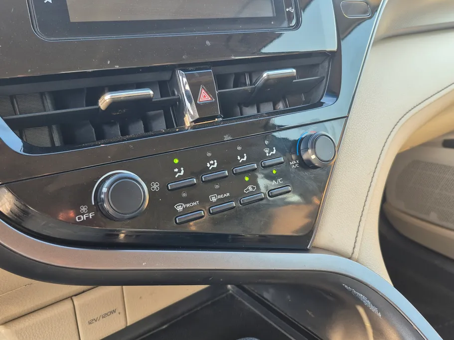 2024 Toyota Camry  LE 