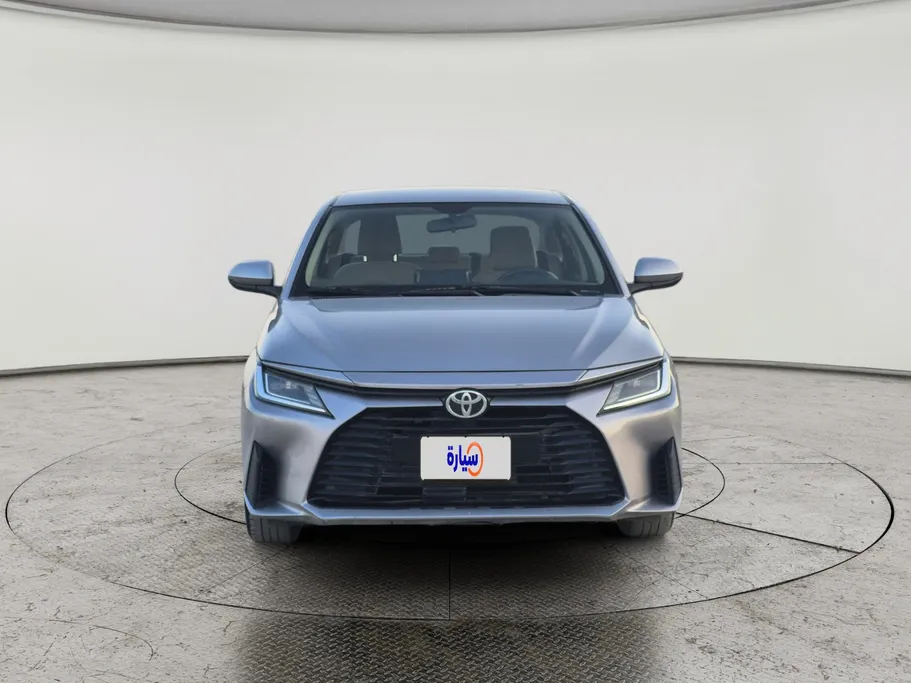 2023 Toyota Yaris  Y 
