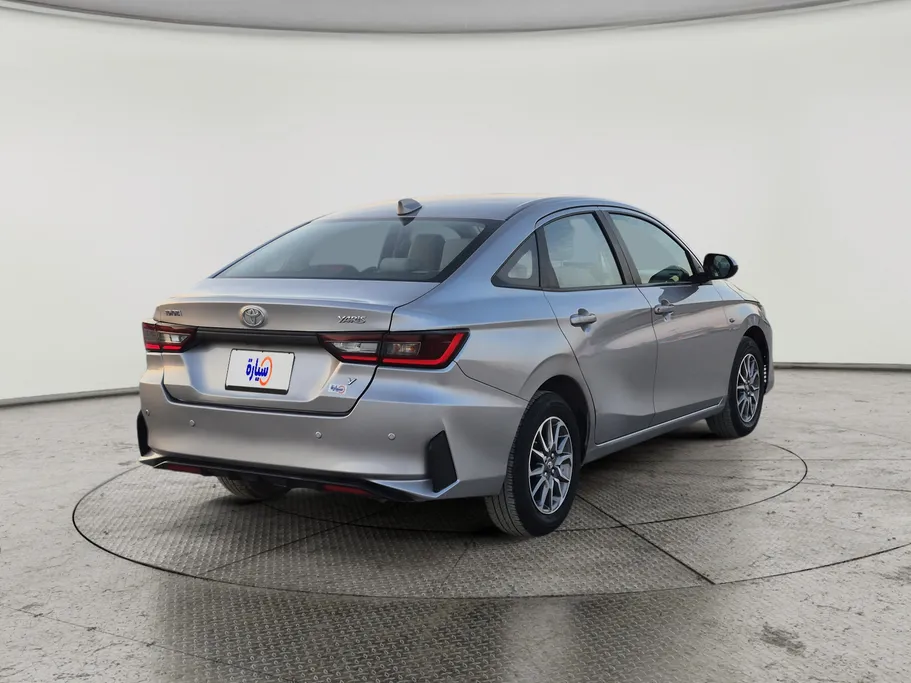 2023 Toyota Yaris  Y 