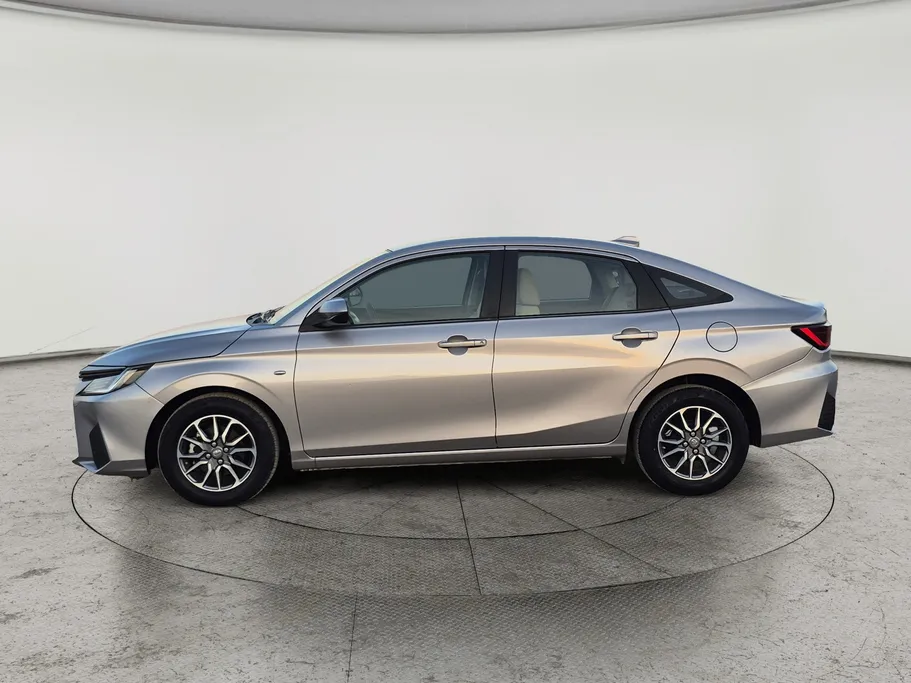 تويوتا يارس Y 2023 