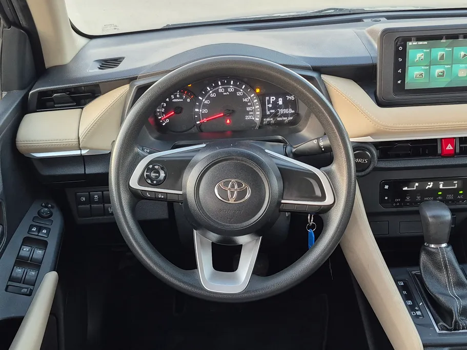 تويوتا يارس Y 2023 