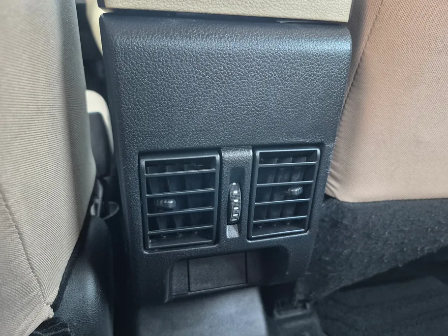 تويوتا يارس Y 2023 