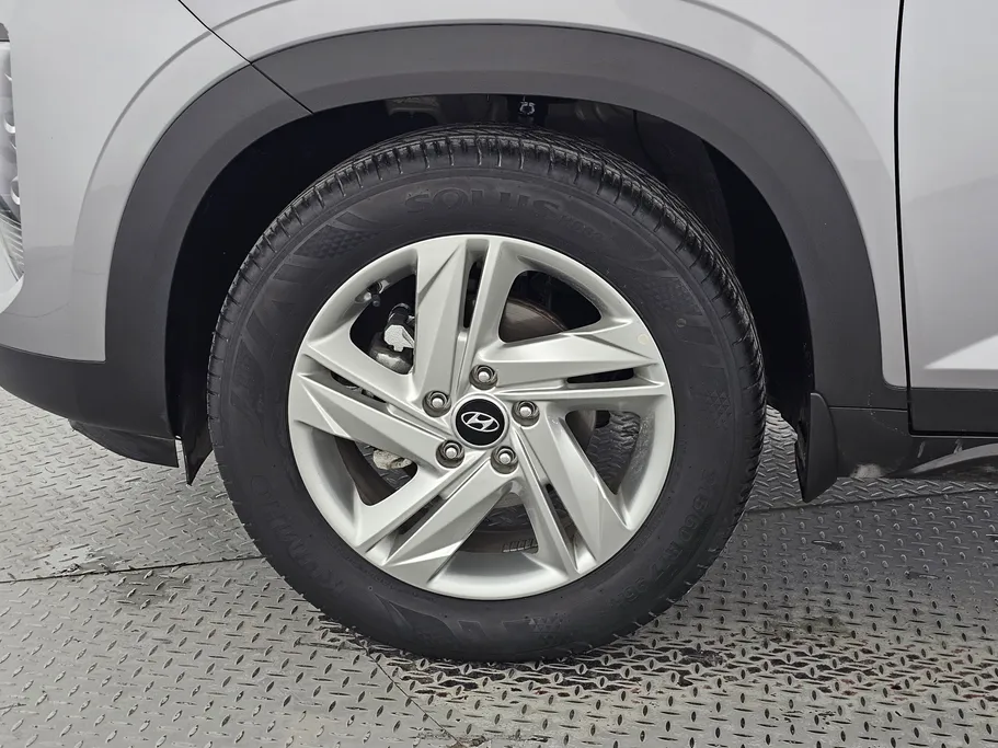 2023 Hyundai Creta Comfort (Two Tone) 