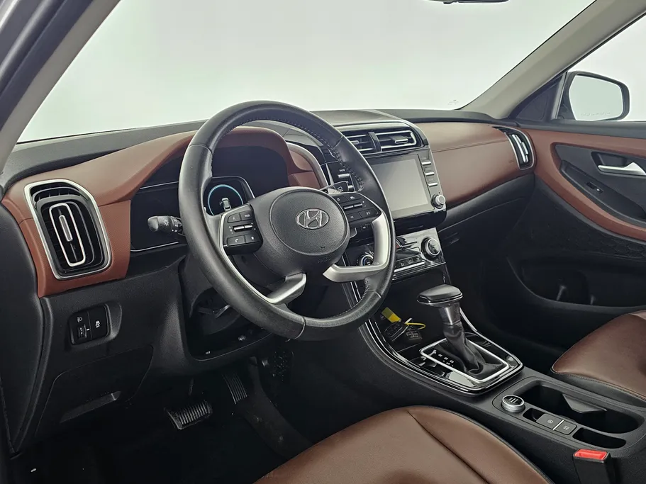 2023 Hyundai Creta Comfort (Two Tone) 