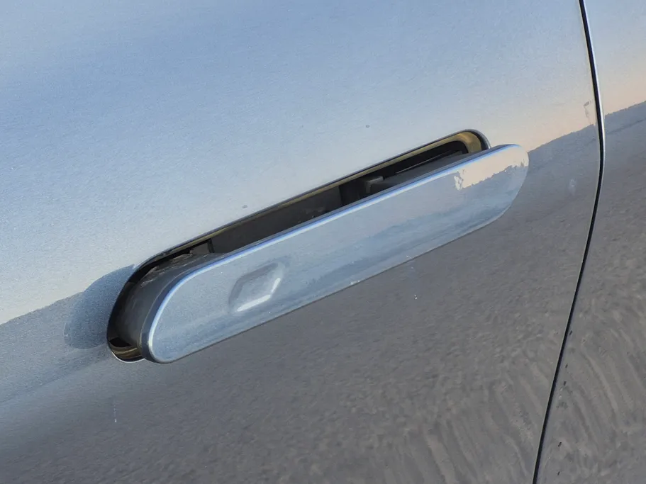 فورد تورس ترند الإصدار الجديد 2023 