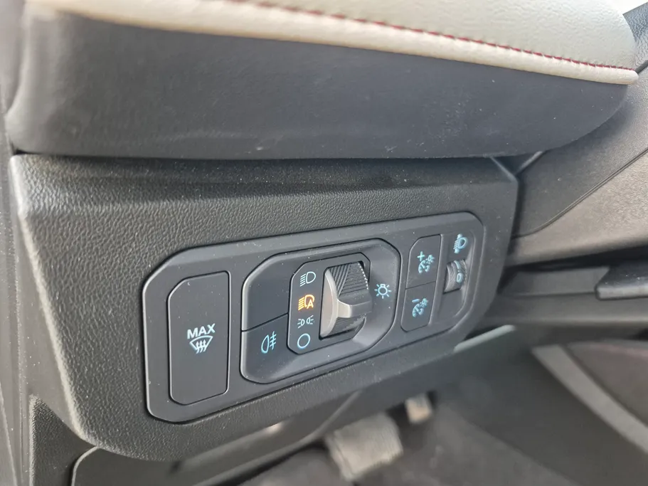 فورد تورس ترند الإصدار الجديد 2023 