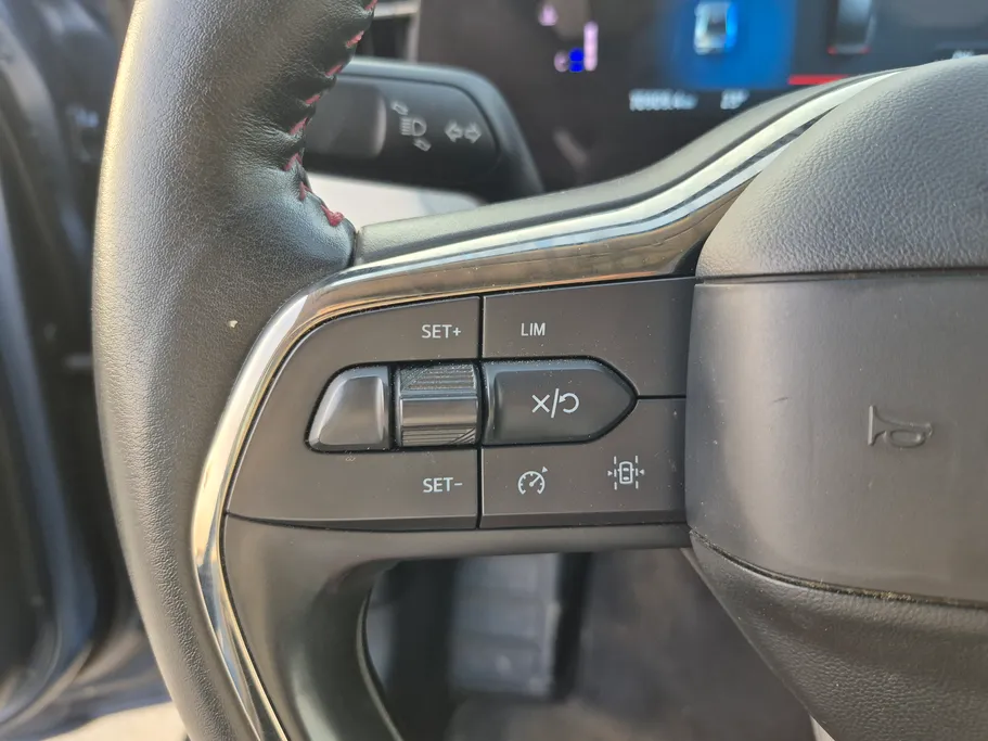 فورد تورس ترند الإصدار الجديد 2023 