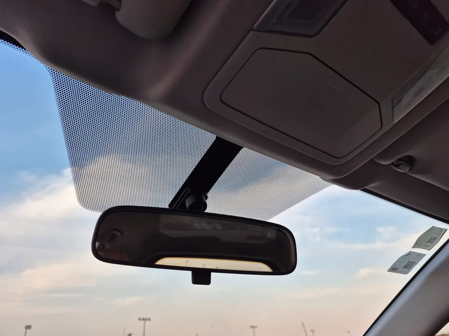 تويوتا راف فور LE 2023 