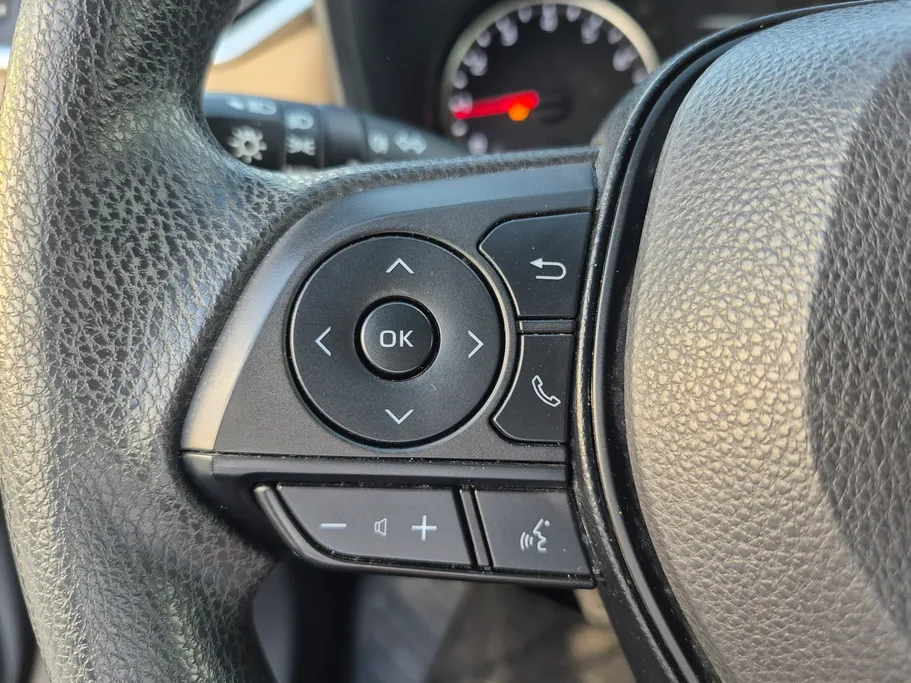 تويوتا راف فور LE 2023 