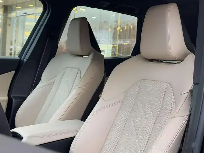 بي ام دبليو الفئة اكس 3 xDrive 20 2025 