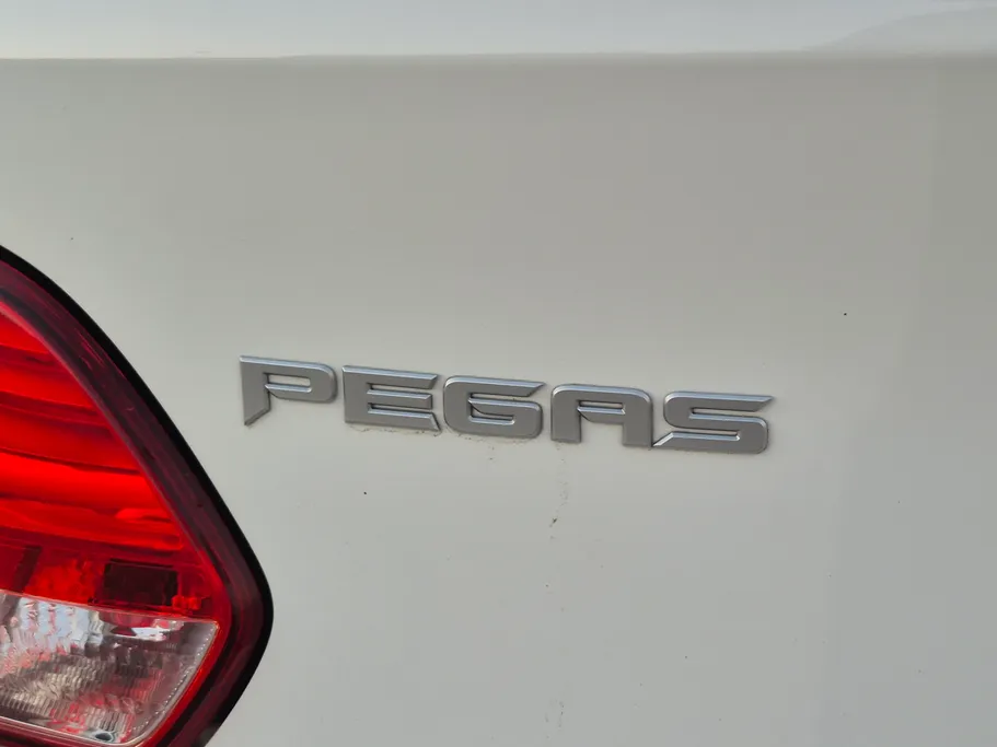 2023 Kia Pegas LX 