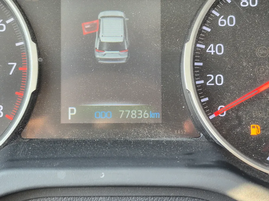 تويوتا راف فور LE 2023 