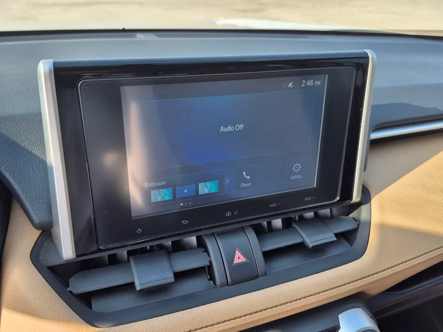 تويوتا راف فور LE 2023 