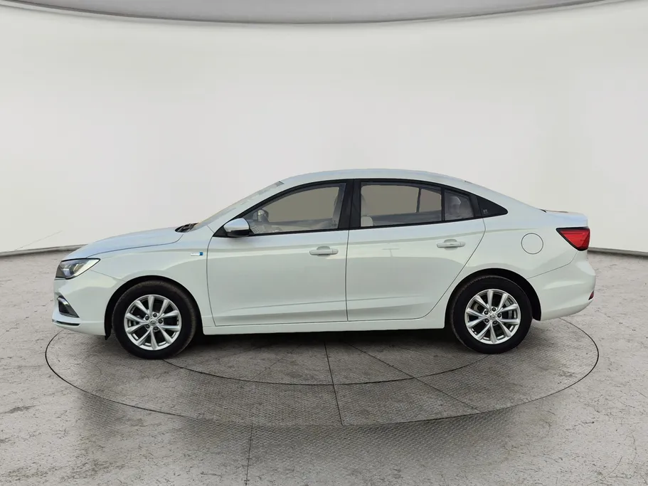 ام جي 5 STD 2022 