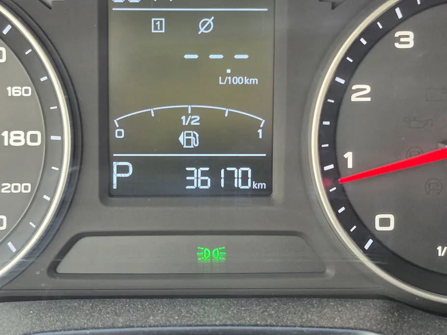 ام جي 5 STD 2022 