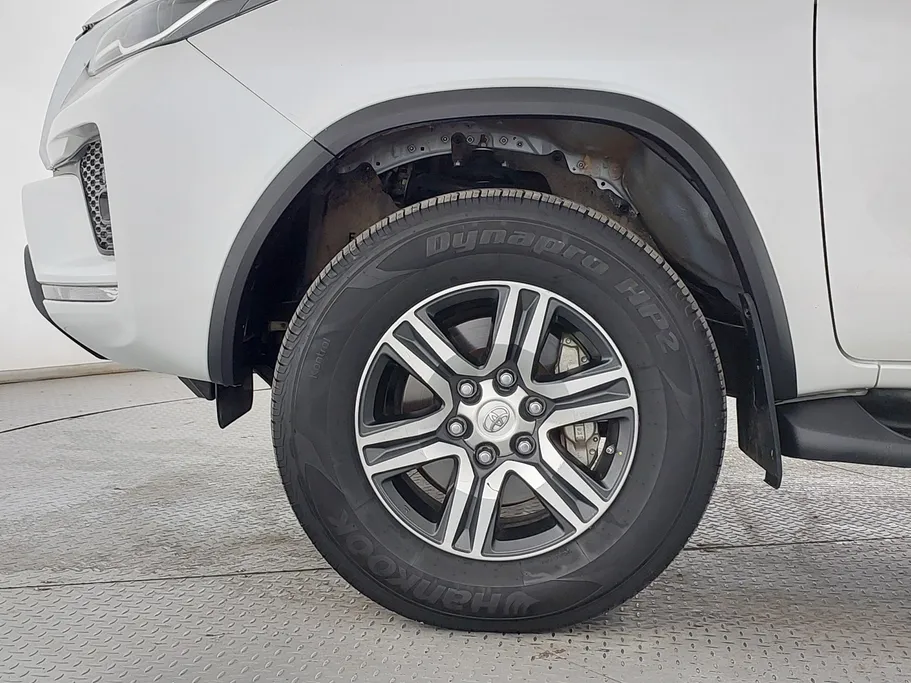 تويوتا فورتشنر VX 2023 