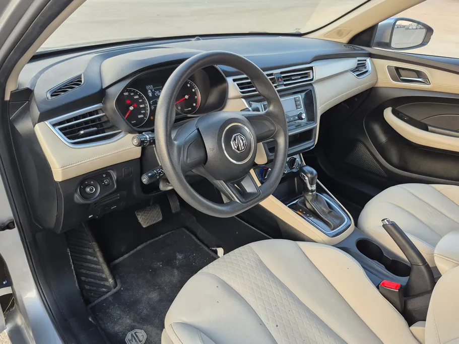 ام جي 5 STD 2022 