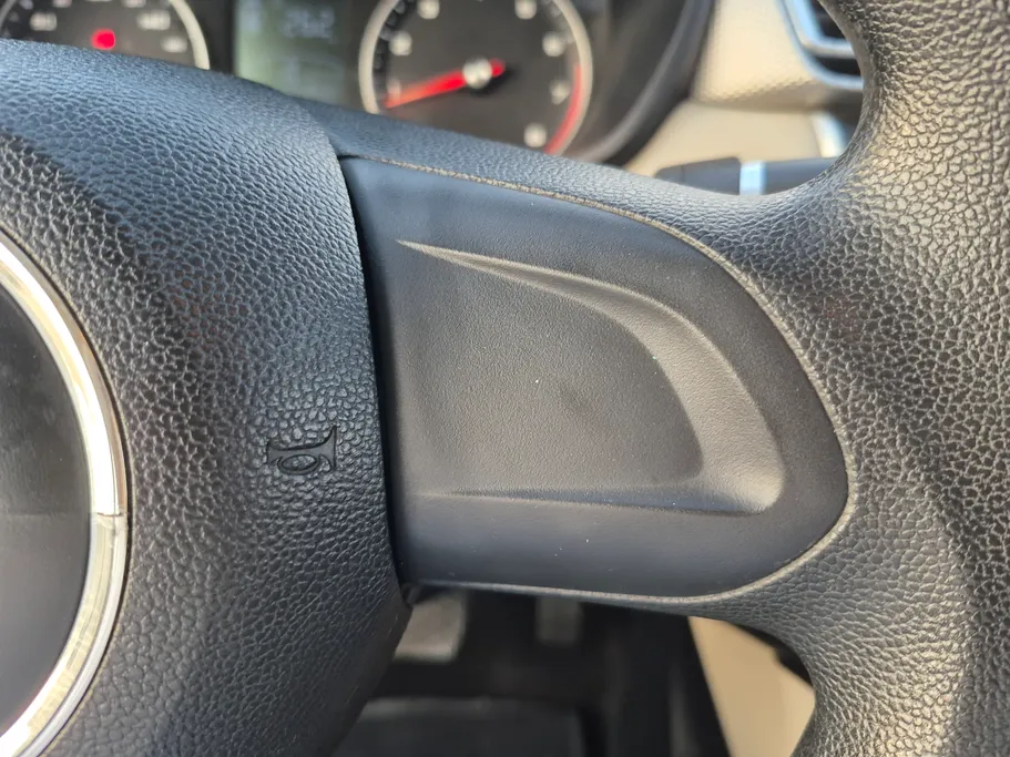 ام جي 5 STD 2022 