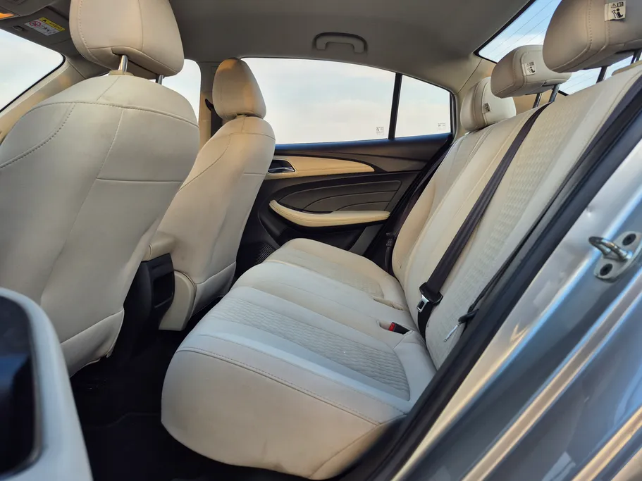 ام جي 5 STD 2022 