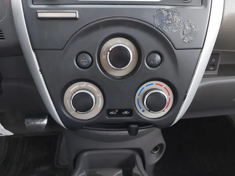 2021 Nissan Sunny SV 