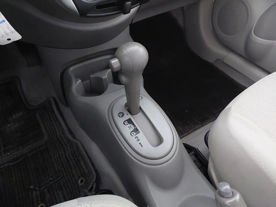 2021 Nissan Sunny SV 