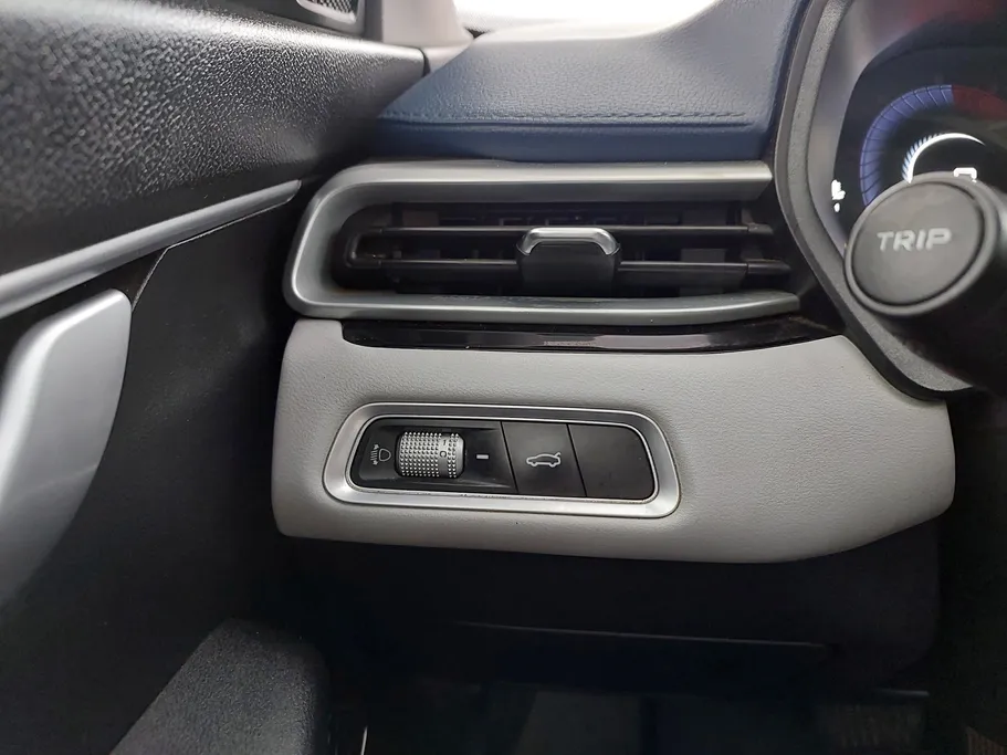 2023 Geely Emgrand GF 