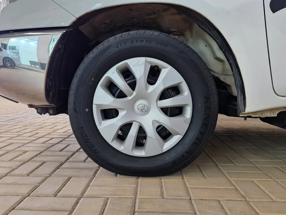 تويوتا هايلكس GL 2022 