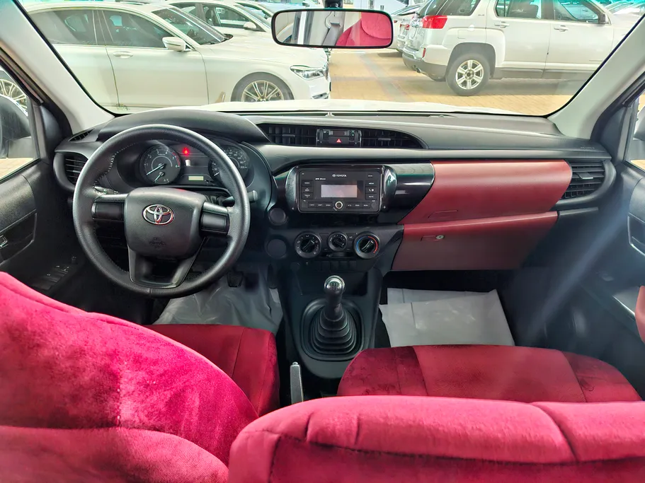 تويوتا هايلكس GL 2022 