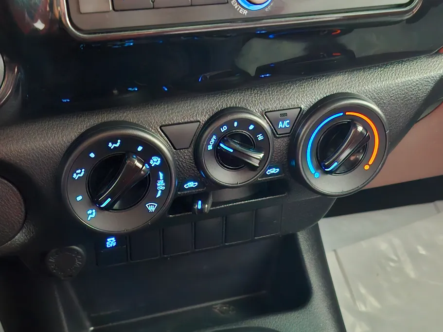 تويوتا هايلكس GL 2022 