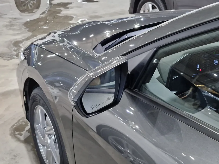 2024 Hyundai Elantra Smart 