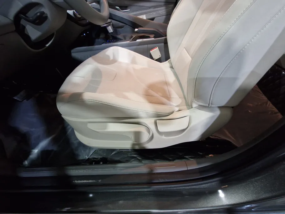 2024 Hyundai Elantra Smart 