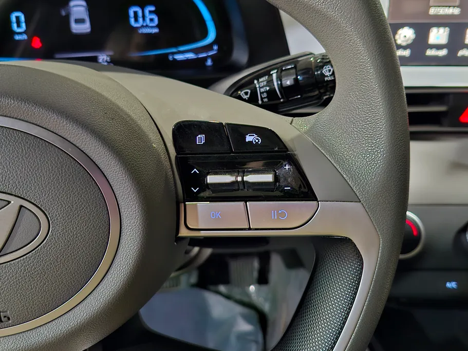 2024 Hyundai Elantra Smart 