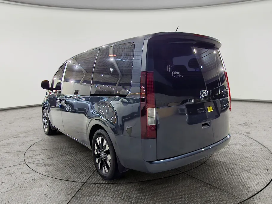 2022 Hyundai Staria Smart 11 ST 