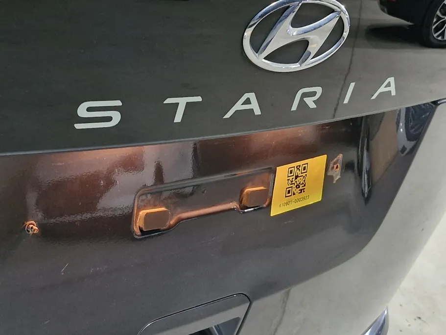 هيونداي ستاريا سمارت 11 مقاعد 2022 