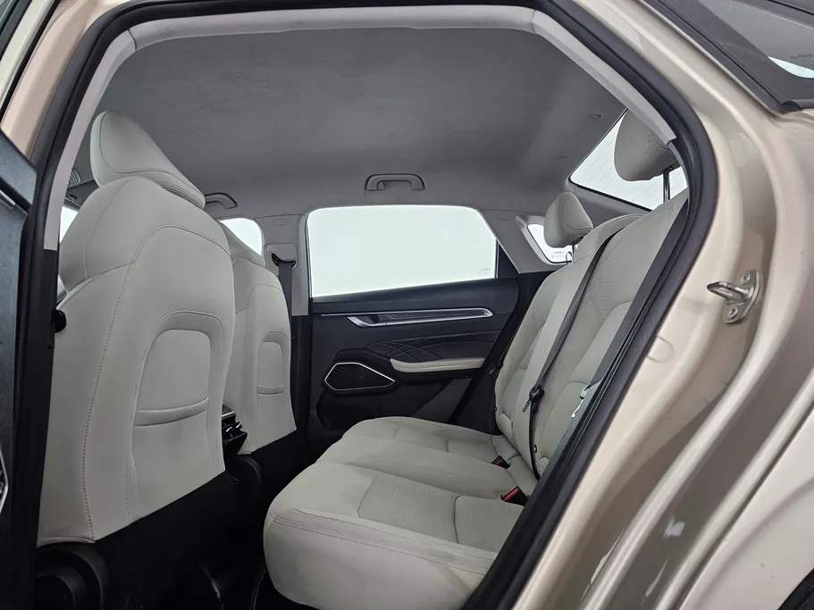 جيلي امجراند GS 2023 