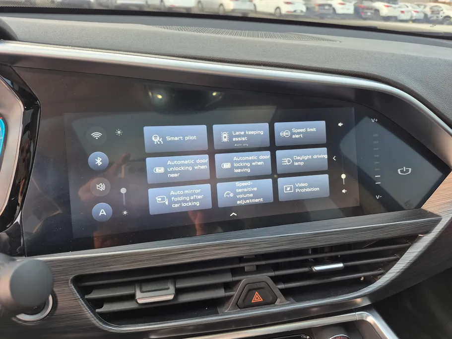 جيلي توجيلا GF 2023 