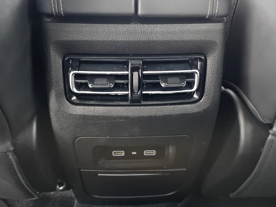 جيتور X70 لاكجري 2023 